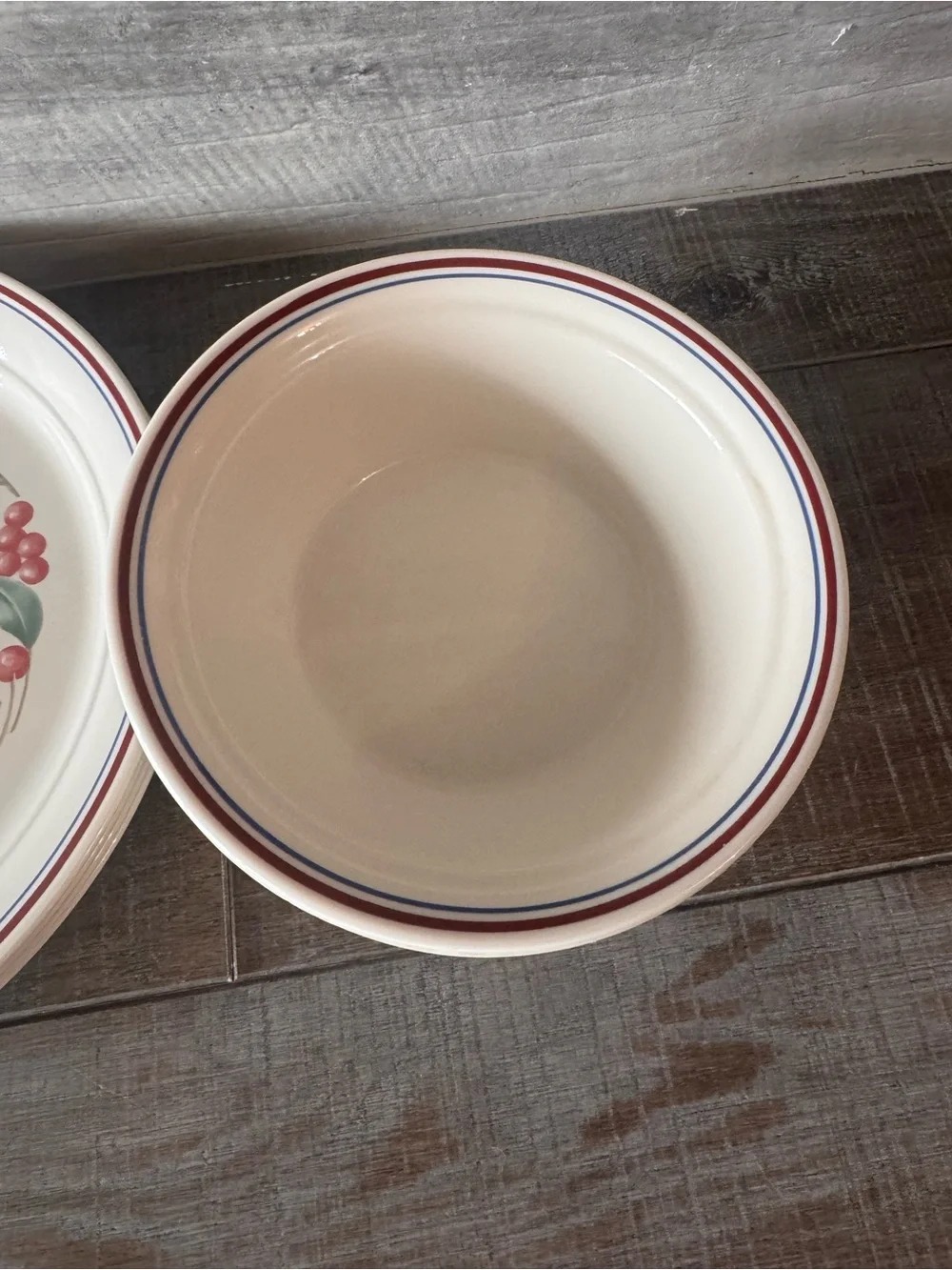 CORELLE ABUNDANCE PATTERN 10.25”dinner PLATES (4) Cereal Bowl (4)
